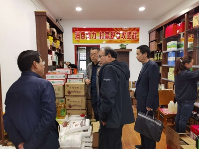 铺就扶贫路 架起致富桥